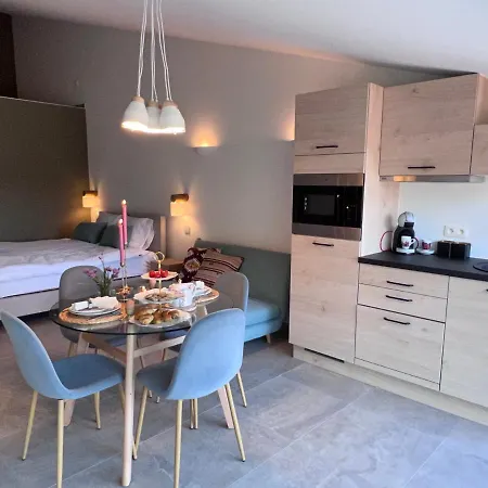 Aparthotel Whaaw